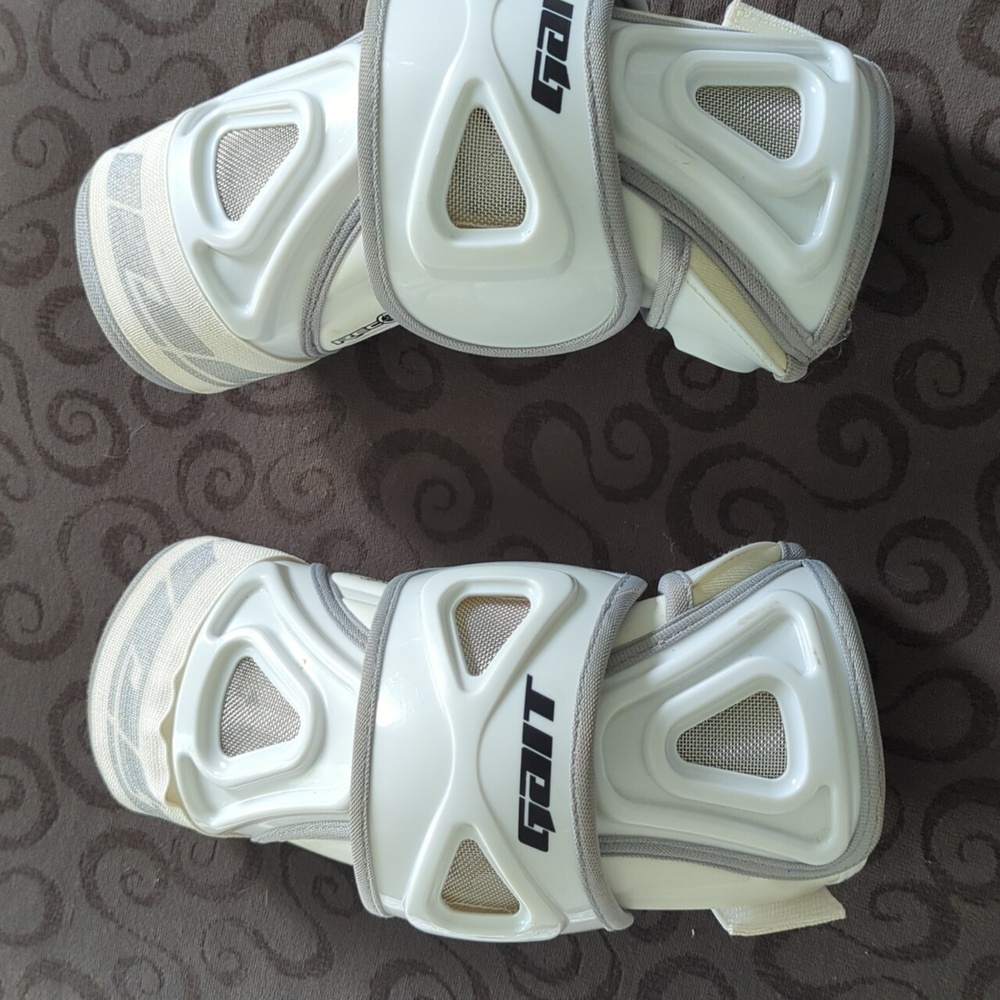 Gait lacrosse elbow pads. Size medium